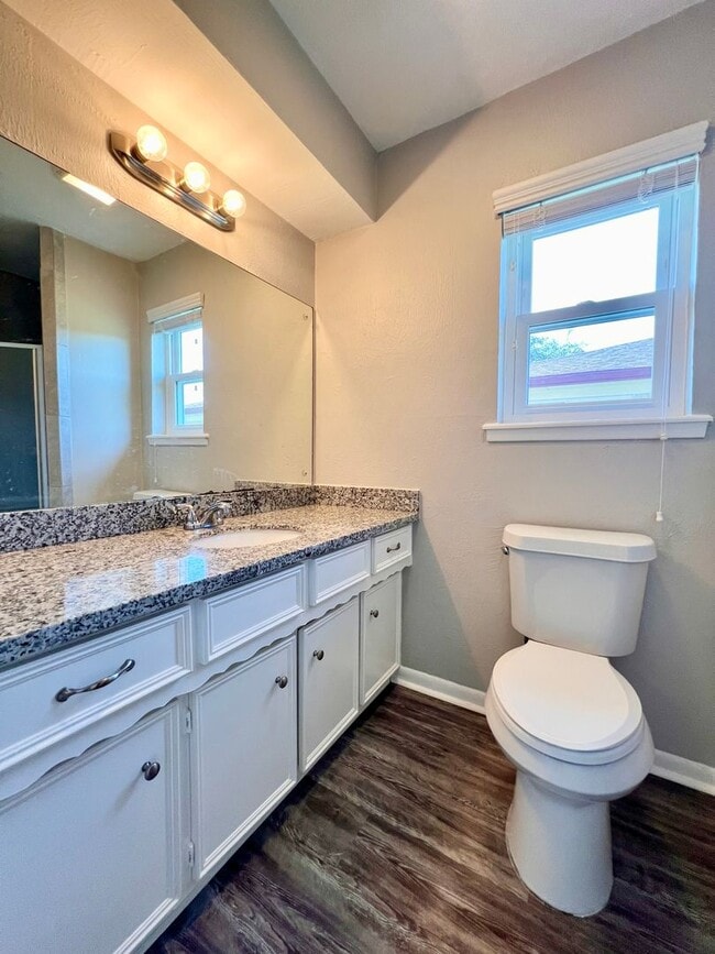 Building Photo - Beautiful one story home in Rosenberg, TX