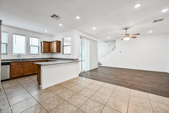 Building Photo - 4831 S Turbine