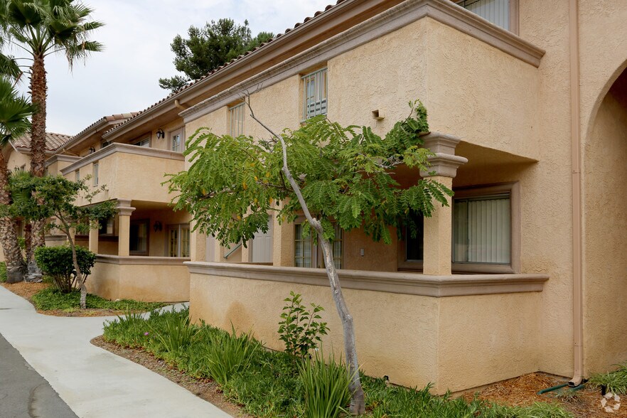 Pacific Gardens Genesee 8148 Genesee Ave San Diego CA 92122