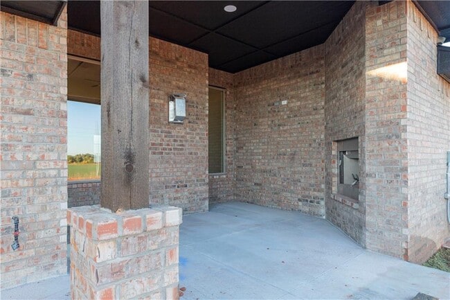 Building Photo - 8325 NW 163rd St