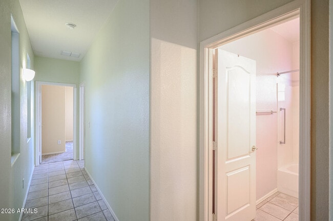 Building Photo - 18100 N Coconino Dr