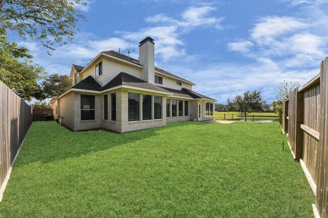 Building Photo - 5410 Deerbourne Chase Dr