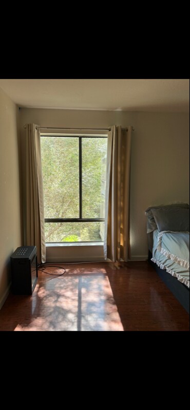 Building Photo - 460 N Civic Dr