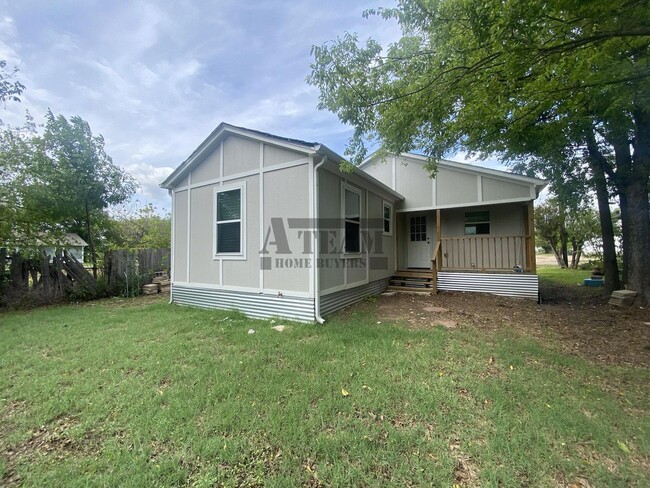 Building Photo - Beautiful 2 Bed 1 Bath house for rent!!