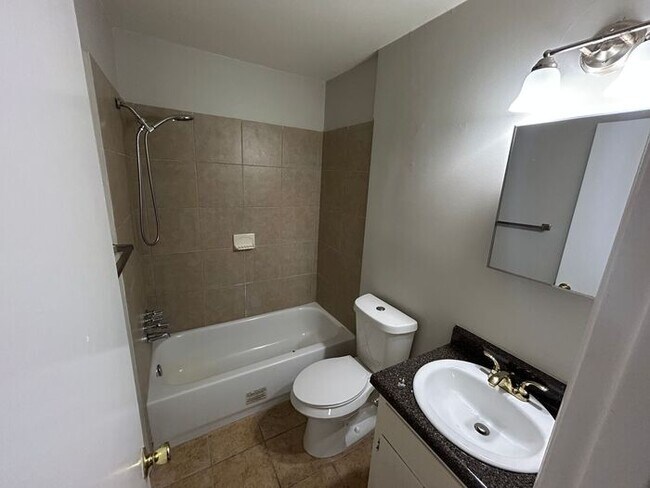 Building Photo - 1100 Cotton Ave SW