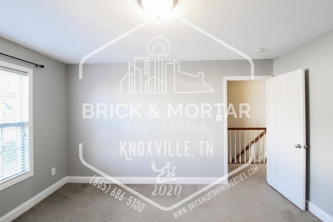 Building Photo - 3305 Grassy Pointe Ln