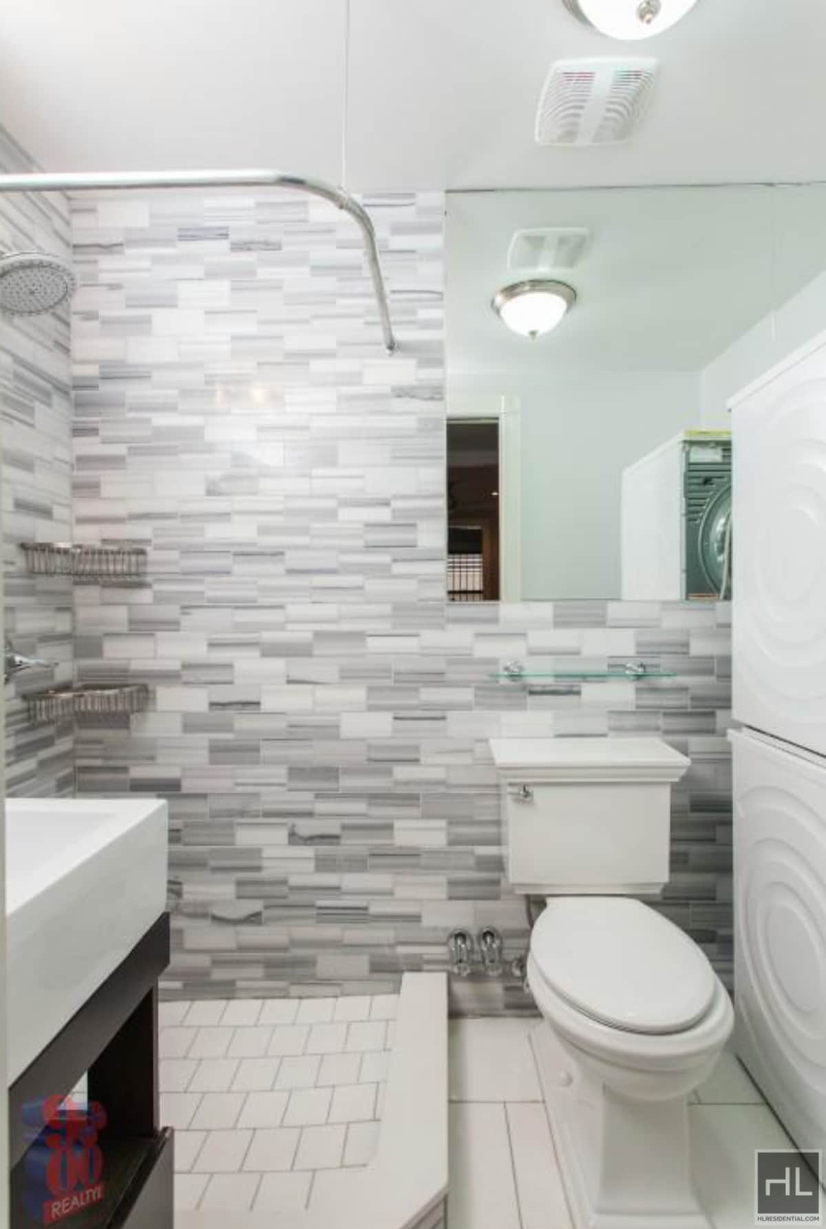 Building Photo - W 53RD ST.