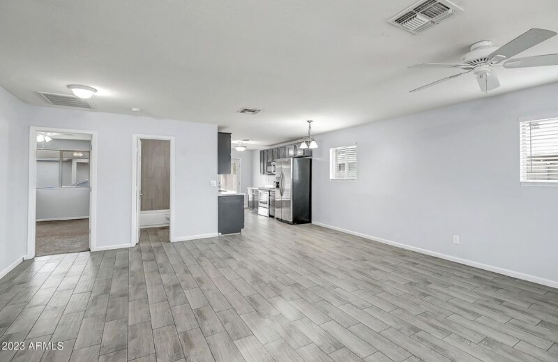 Building Photo - 2413 W Yuma St