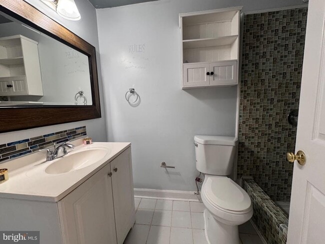 Building Photo - 6917 Villa-Del-Rey Ct