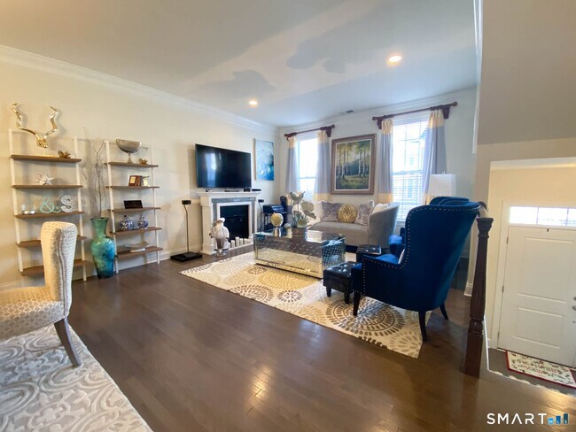 Building Photo - 62 Moorland Dr