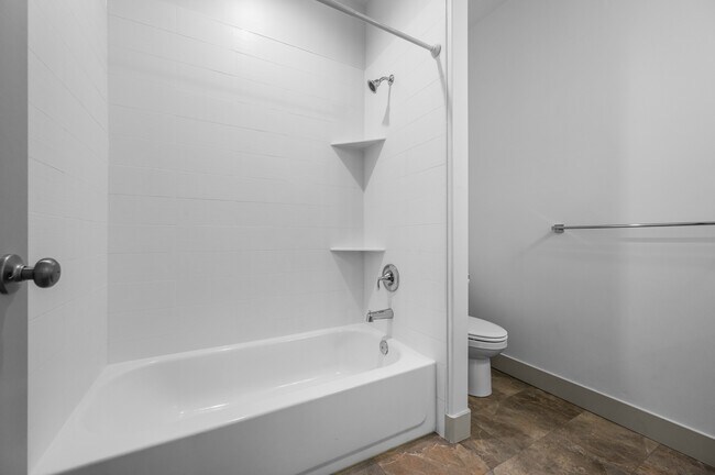 Building Photo - 671 S 400 E