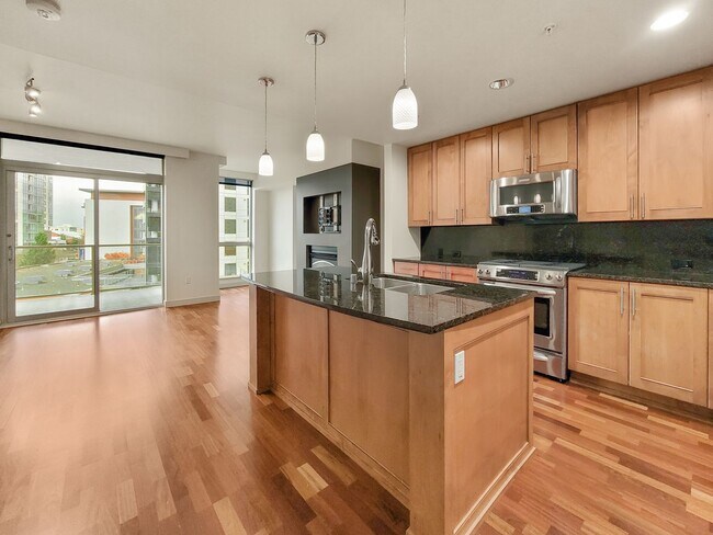 Building Photo - Open view from 8th Floor at Washington Squ...