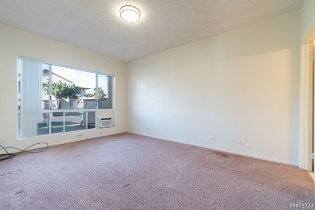 Building Photo - Palm Court, $2645, 2br/2ba Townhouse w/2 p...