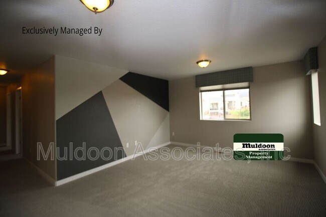 Building Photo - 2322 Pelican Bay Dr