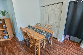 Building Photo - 813 California St