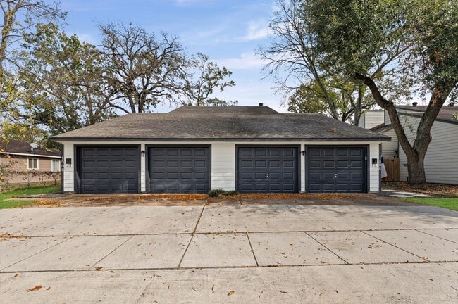 Building Photo - 1508 Early Ln