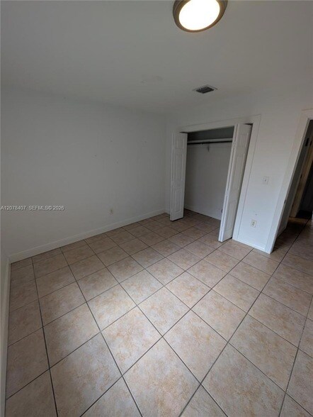 Building Photo - 225 NW 53rd St