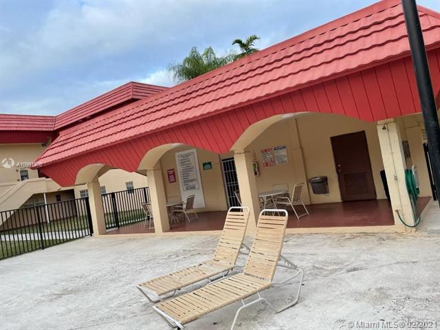 Building Photo - 10903 SW 88th St