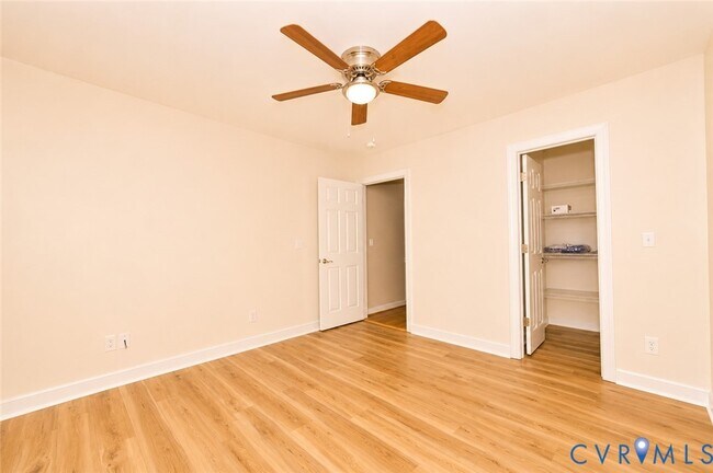 Building Photo - 11320 Sadler Oaks Dr