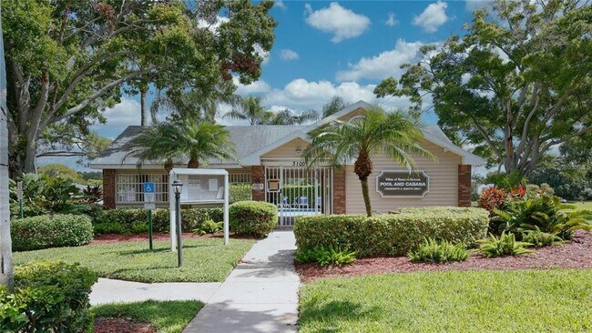 Building Photo - 3121 Beecher Dr E
