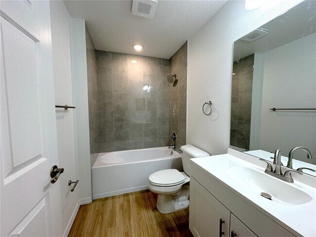 Building Photo - 8808 E Albertson Ct