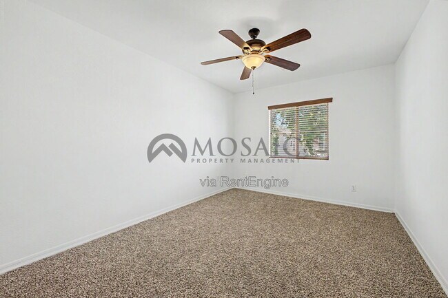 Building Photo - 599 S Buena Vista Ct
