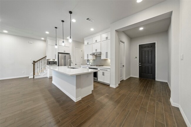 Building Photo - 17769 Shumard Oak Dr