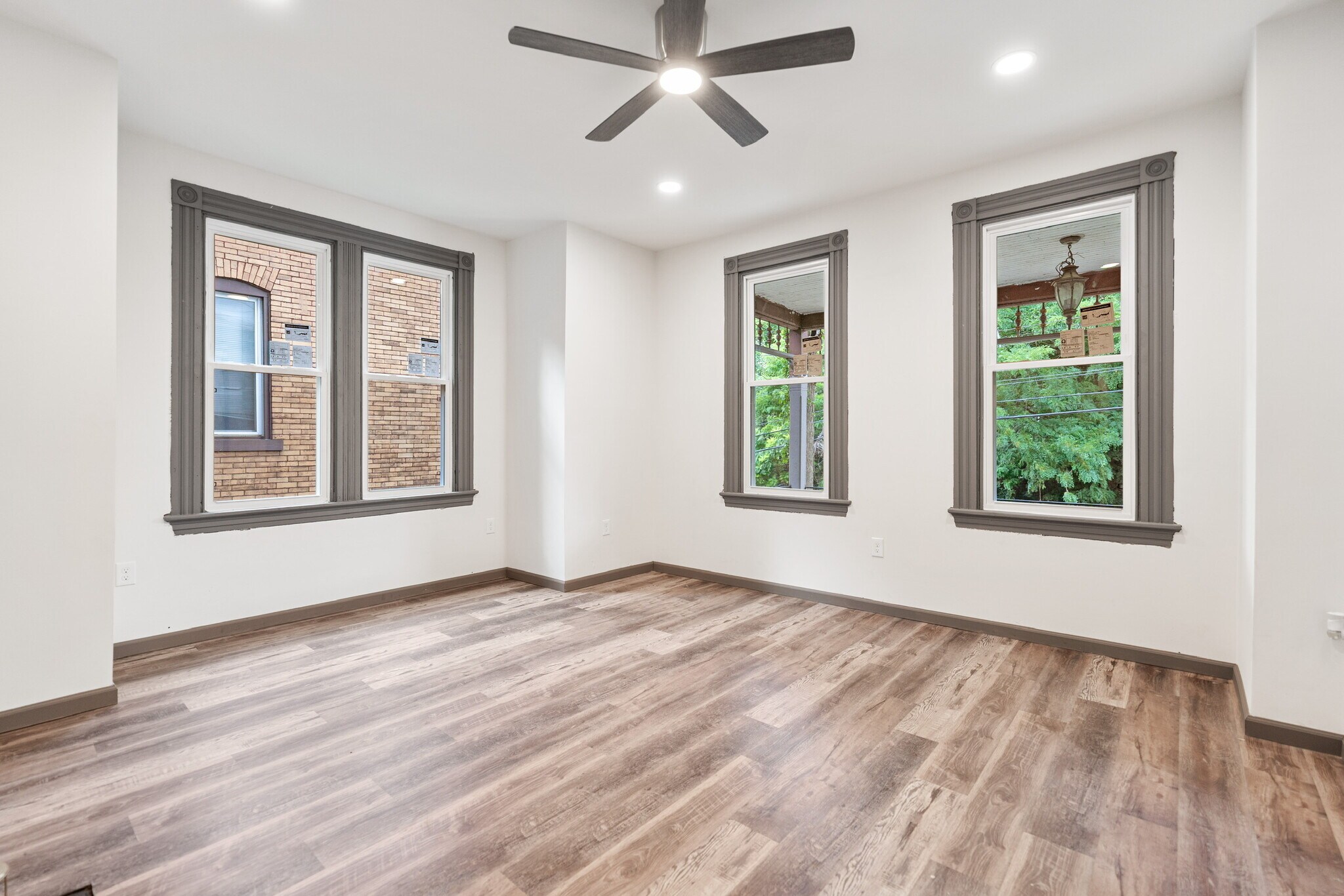 Building Photo - 133 Meade Ave