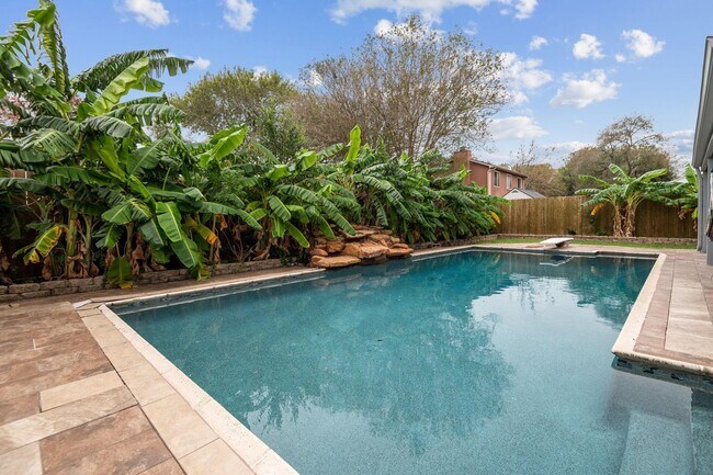 Building Photo - 3719 Straightfork Dr