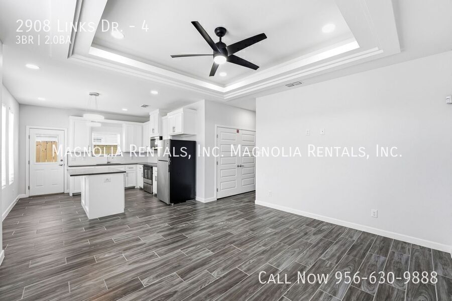 Building Photo - 2908 S Links Dr