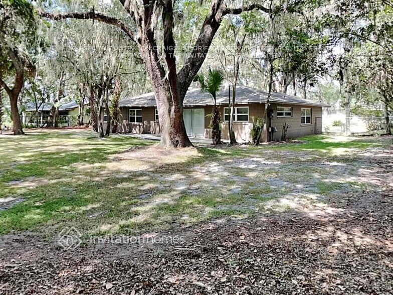 Building Photo - 713 Little Wekiva Rd