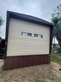 Building Photo - 2111 W Austin St