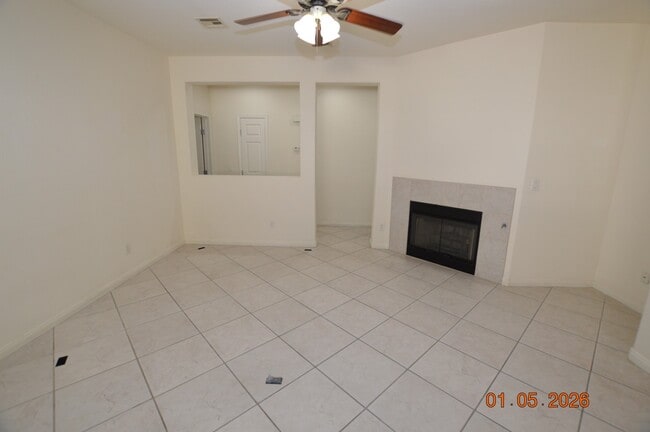 Building Photo - 5220 Sweet William St