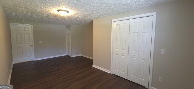 Building Photo - 3813 N Bogan Rd