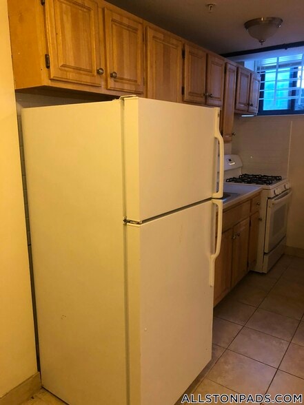 Building Photo - 1144 Commonwealth Ave