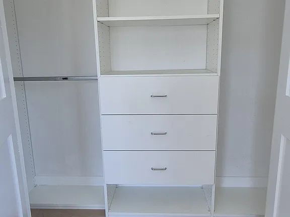 Building Photo - NO MIN CREDIT SCORE REQUIRED, BK OKAY, PAST EVICTION OKAY!, BACKGROUND FRIENDLY. Apply at "The Re...