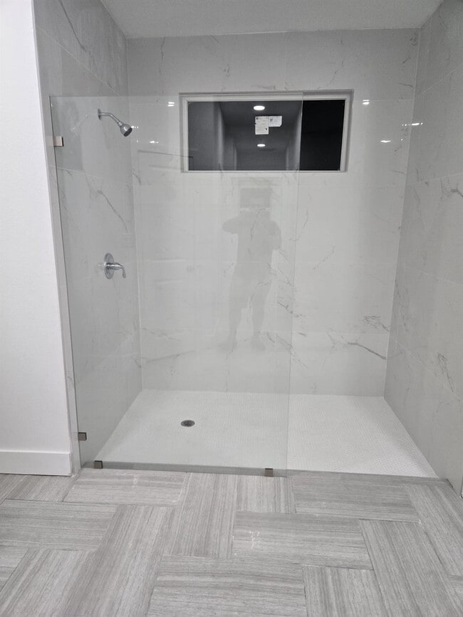 Building Photo - 239 Ave Del Centro