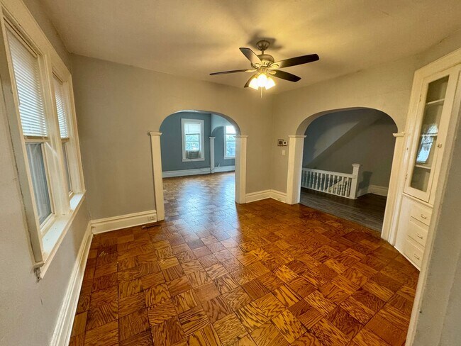 Building Photo - 1810 Brownsville Rd
