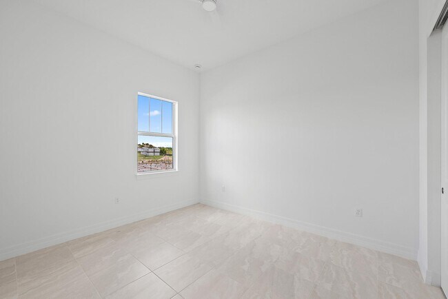 Building Photo - 10494 Northbrook Cir