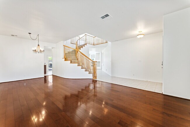Building Photo - 2814 Caruso Ln