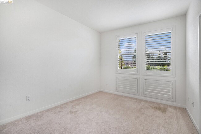 Building Photo - 2600 Wildflower Sta Pl