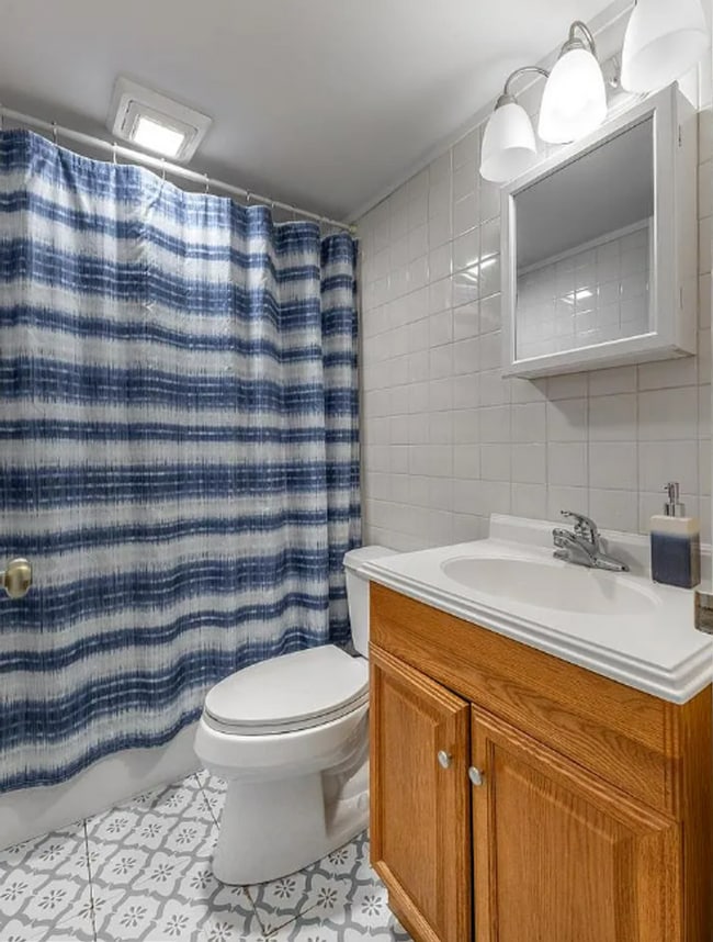 Building Photo - Charming 2 Bedroom in Overlook Heights