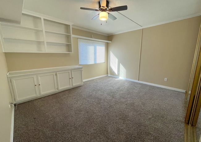 Building Photo - 4082 Valeta St