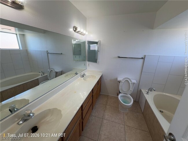 Building Photo - 1416 Kirby Dr