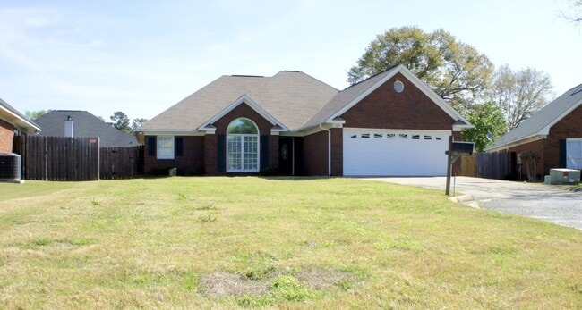 Building Photo - 3304 Chariot Ct