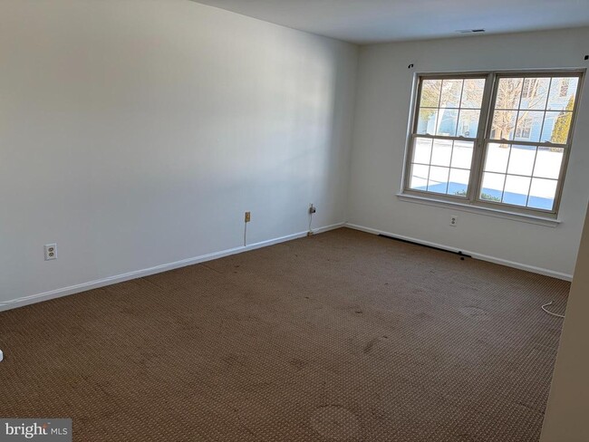 Building Photo - 405 Atlanta Court