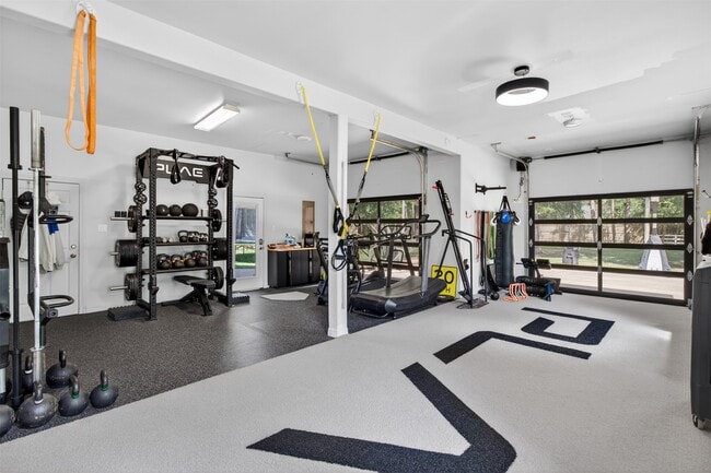 Building Photo - 10626 Crystal Cove Dr
