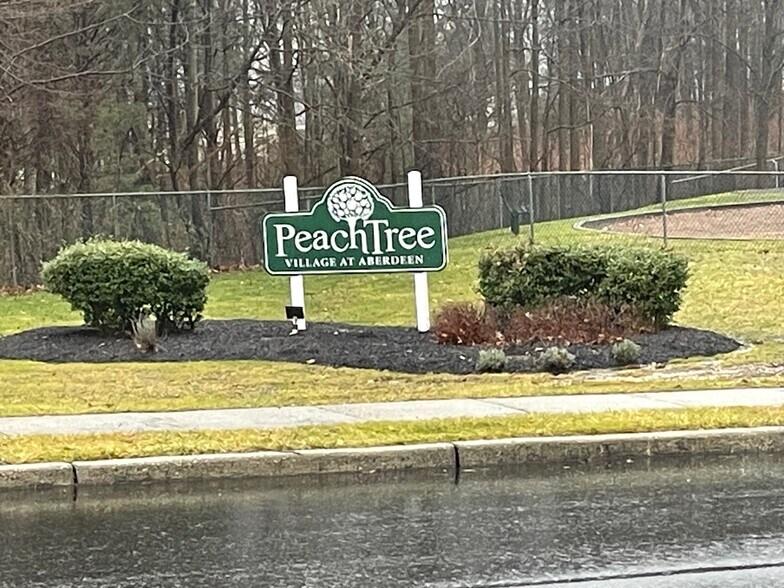 Building Photo - 65 County Rd