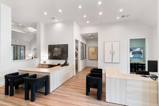 Building Photo - 9510 Westpark Dr