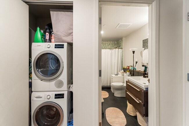 Building Photo - 691 Massachusetts Ave